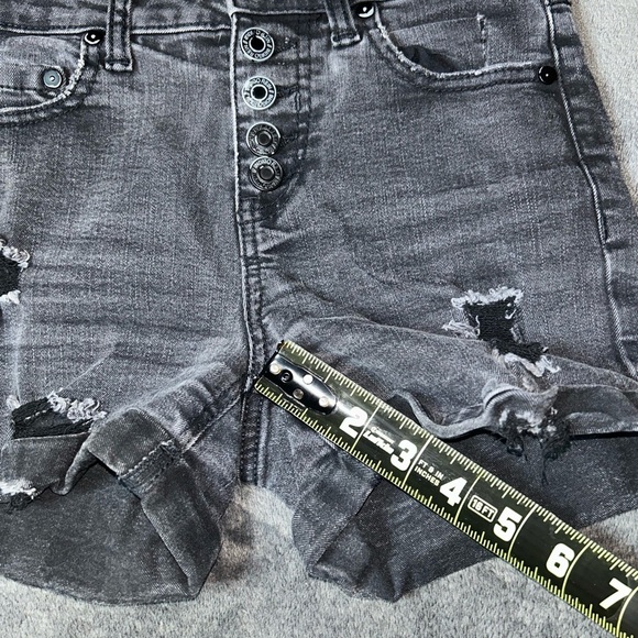 Indigo Rein Size 23 High Waisted Distressed Black Jean Shorts - Picture 4 of 6